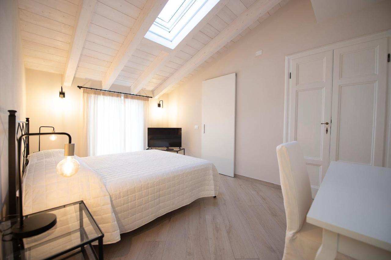 Villino Micol Camere A Due Passi Dal Mare Marina Di Carrara Exterior foto